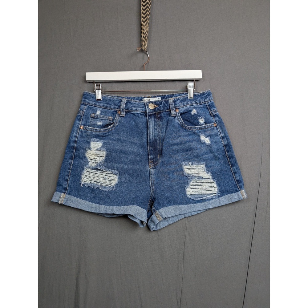 Refuge Denim Mom Shorts Womens‎ Size 7 Distressed